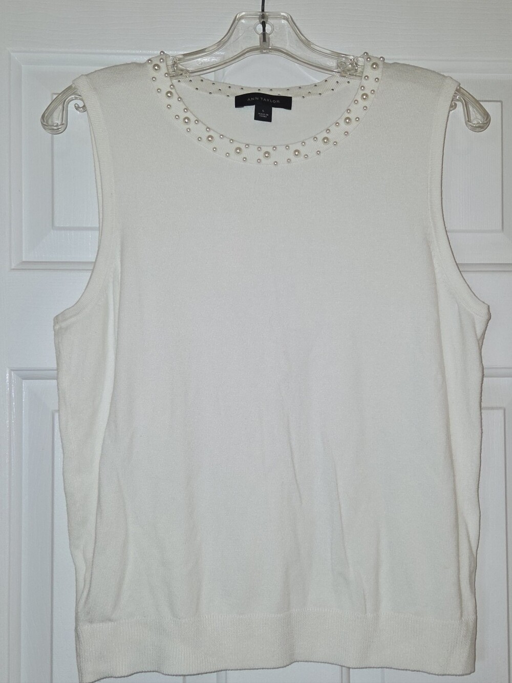Ann Taylor Off White Shell Sweater With Pearl Neckline, Size L